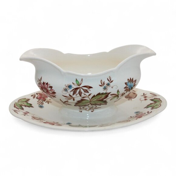 Vintage Windsor Ware Wakefield 9" Ceramic Gravy Boat & Saucer Hand Engraving Flo - Picture 3 of 5